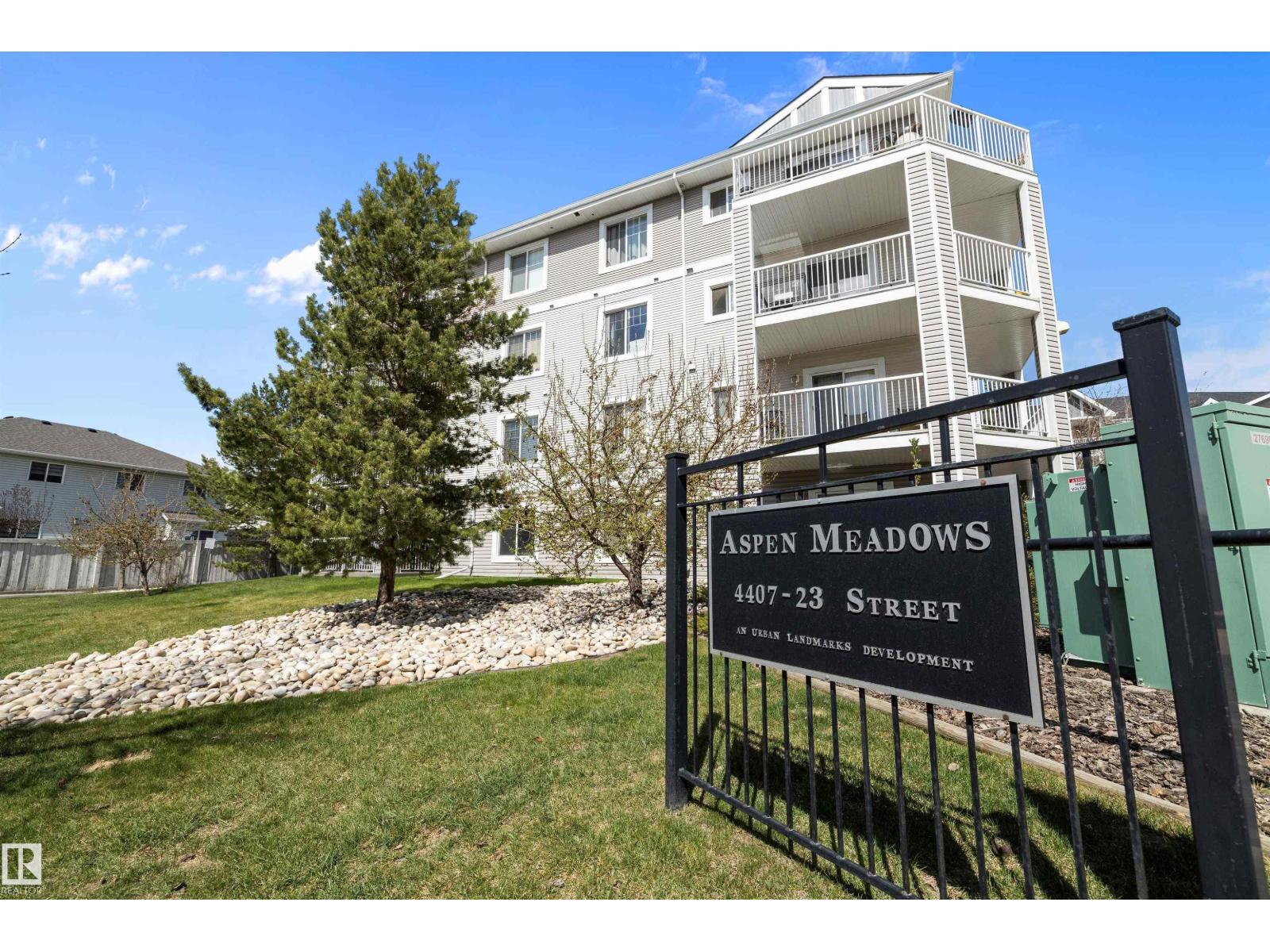 Photo 7 of 201 4407 23 St Nw, Edmonton AB