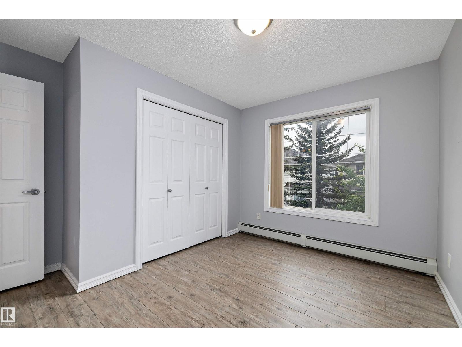 Photo 10 of 201 4407 23 St Nw, Edmonton AB