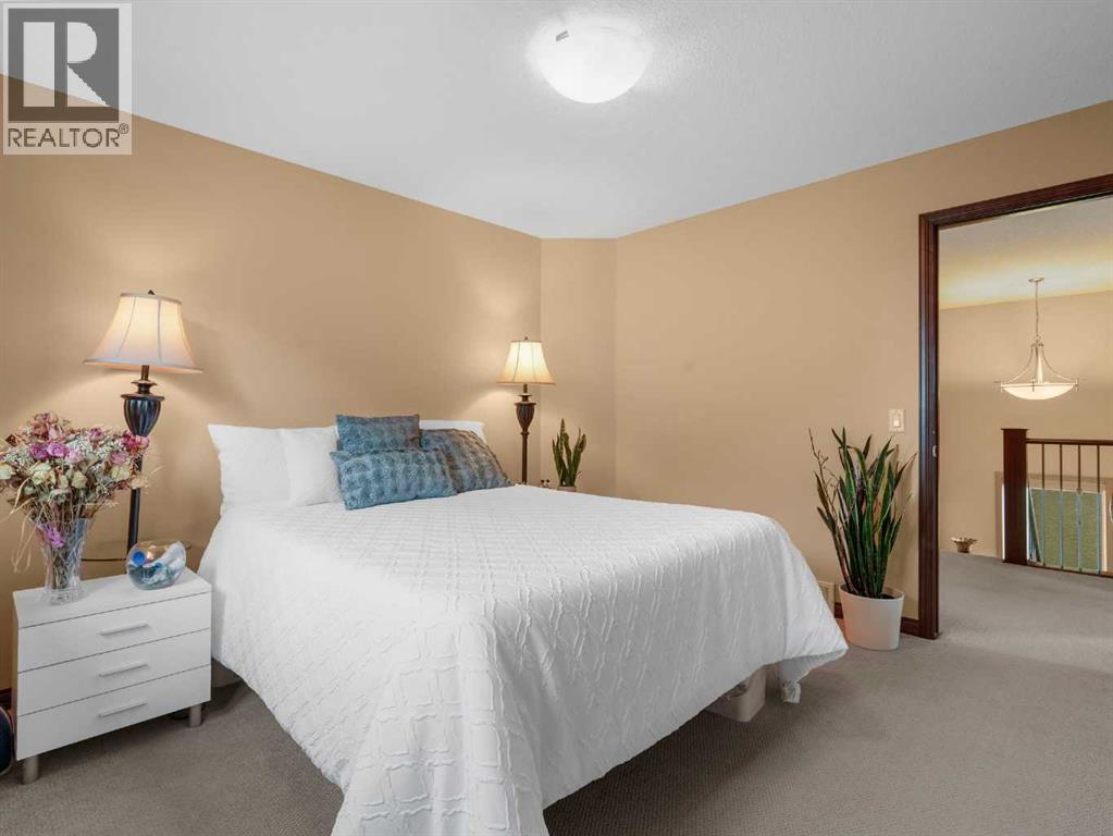 Photo 27 of 248 Aspenmere Close, Chestermere AB