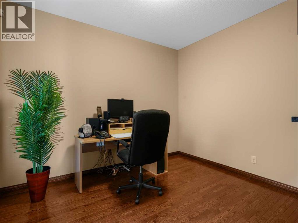 Photo 40 of 248 Aspenmere Close, Chestermere AB