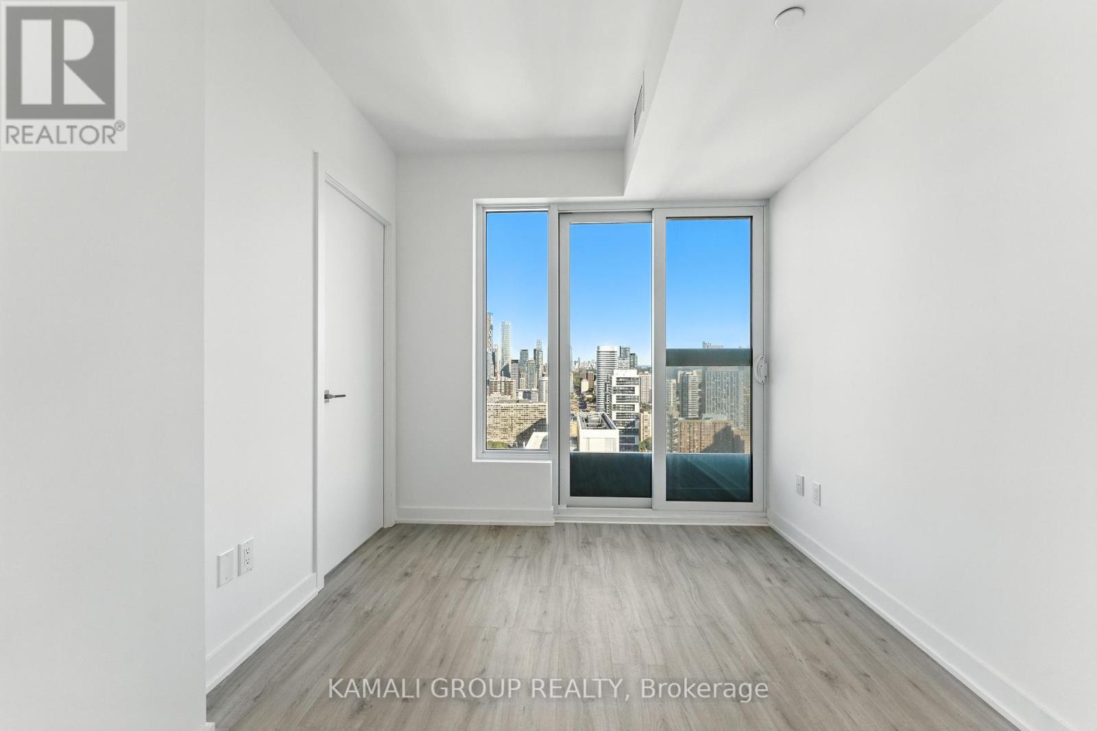 Photo 15 of 4503 252 Church Street, Toronto ON