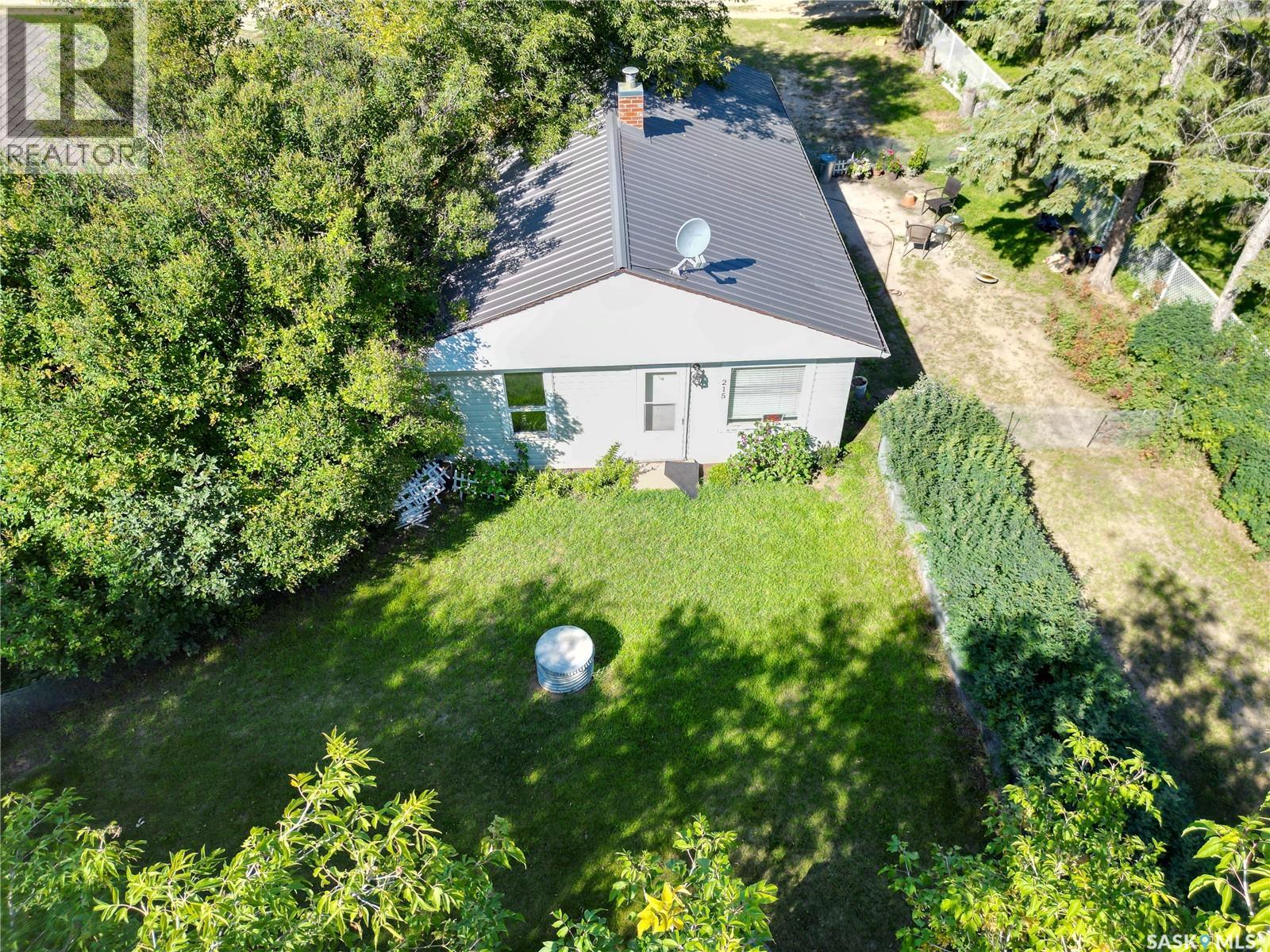 Photo 25 of 215 Redwing Road, Buckland Rm No 491 SK