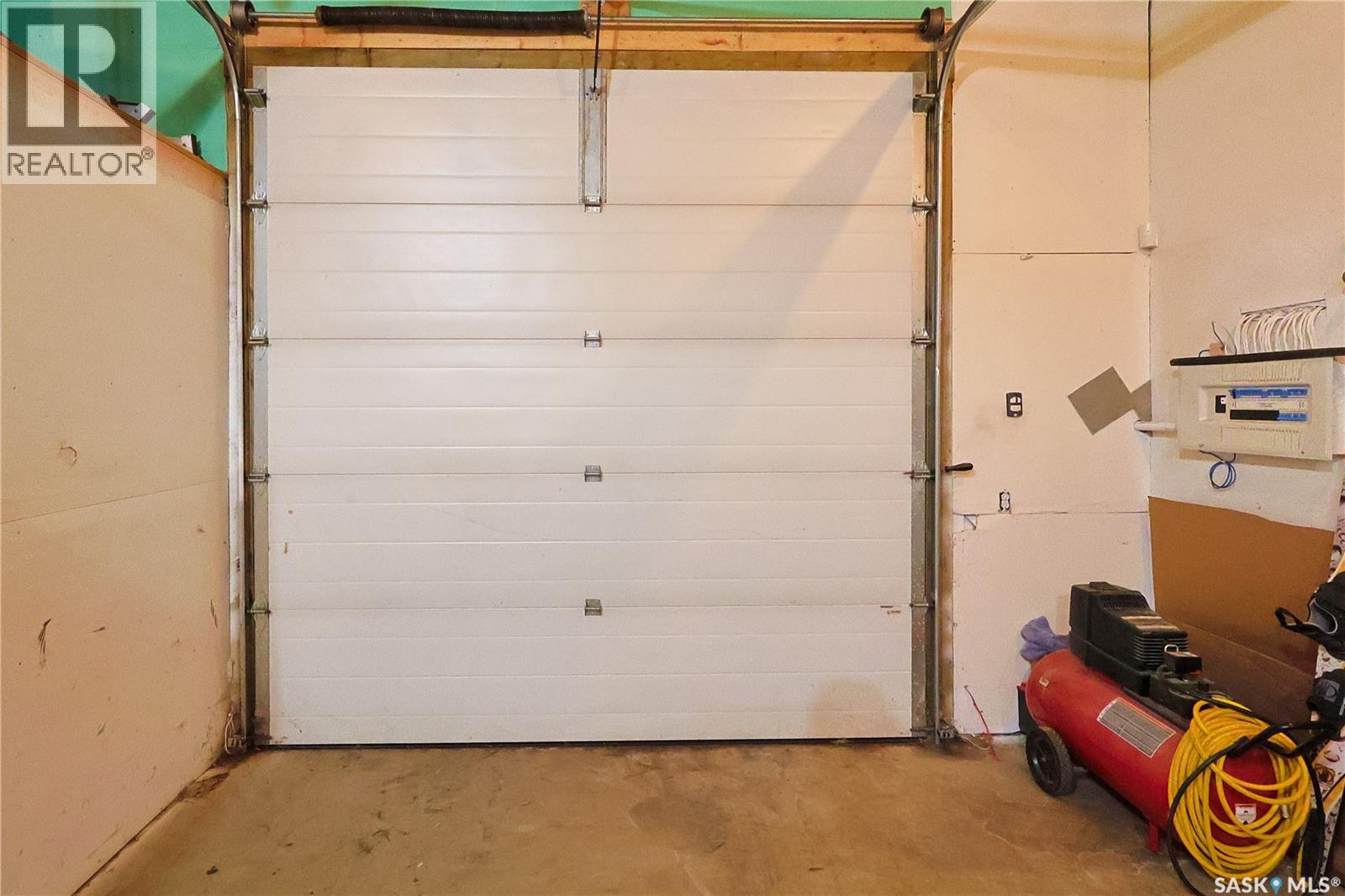 Photo 1 of 215 Redwing Road, Buckland Rm No 491 SK