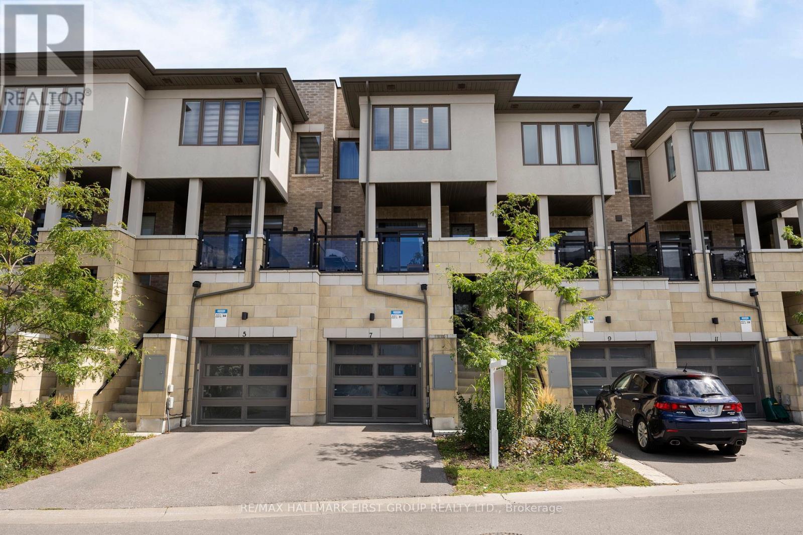 Photo 23 of 79 7 Shawfield Way, Whitby ON