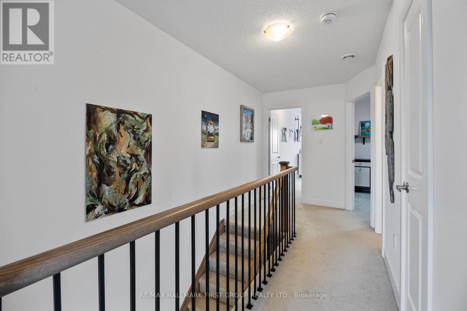 Photo 5 of 79 7 Shawfield Way, Whitby ON
