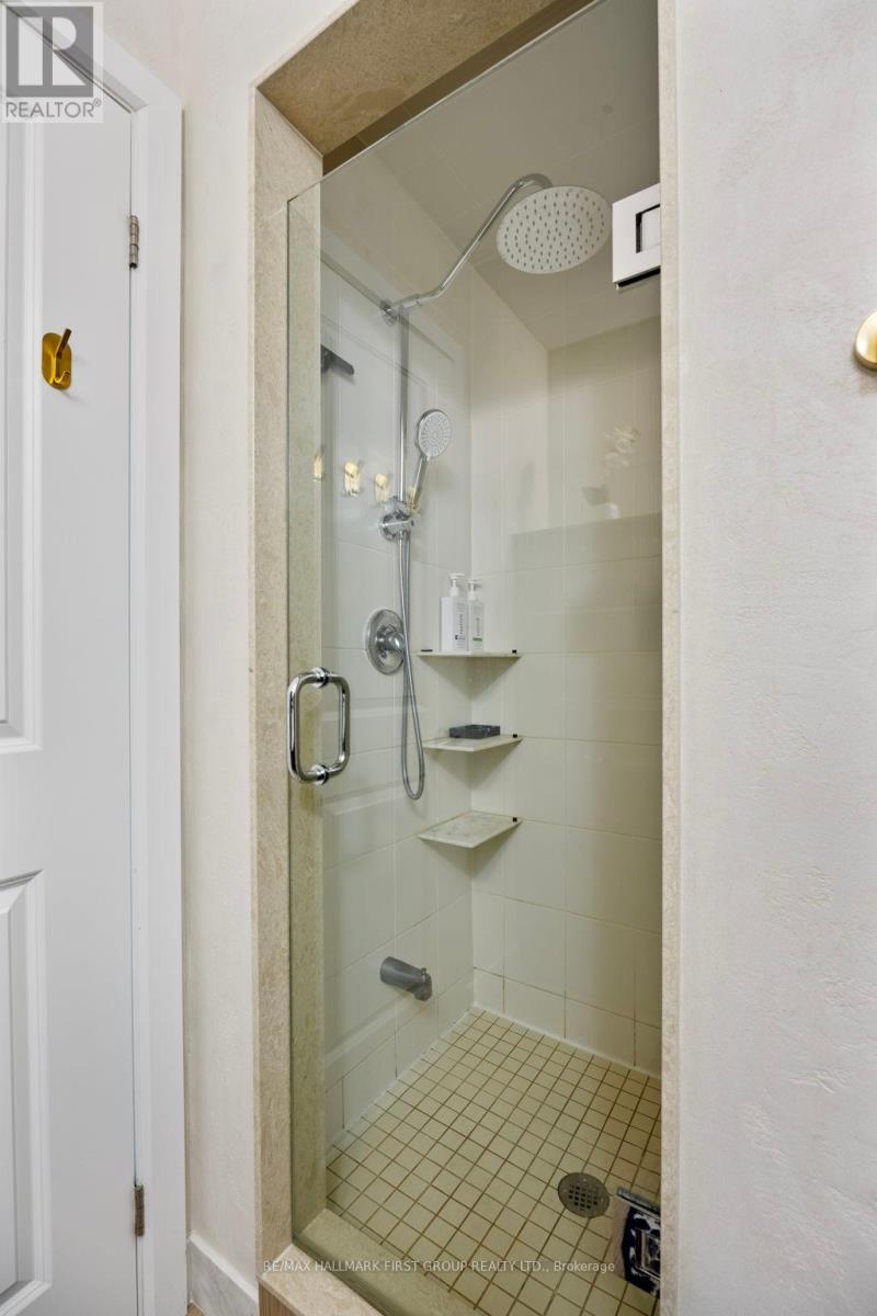 Photo 22 of 79 7 Shawfield Way, Whitby ON