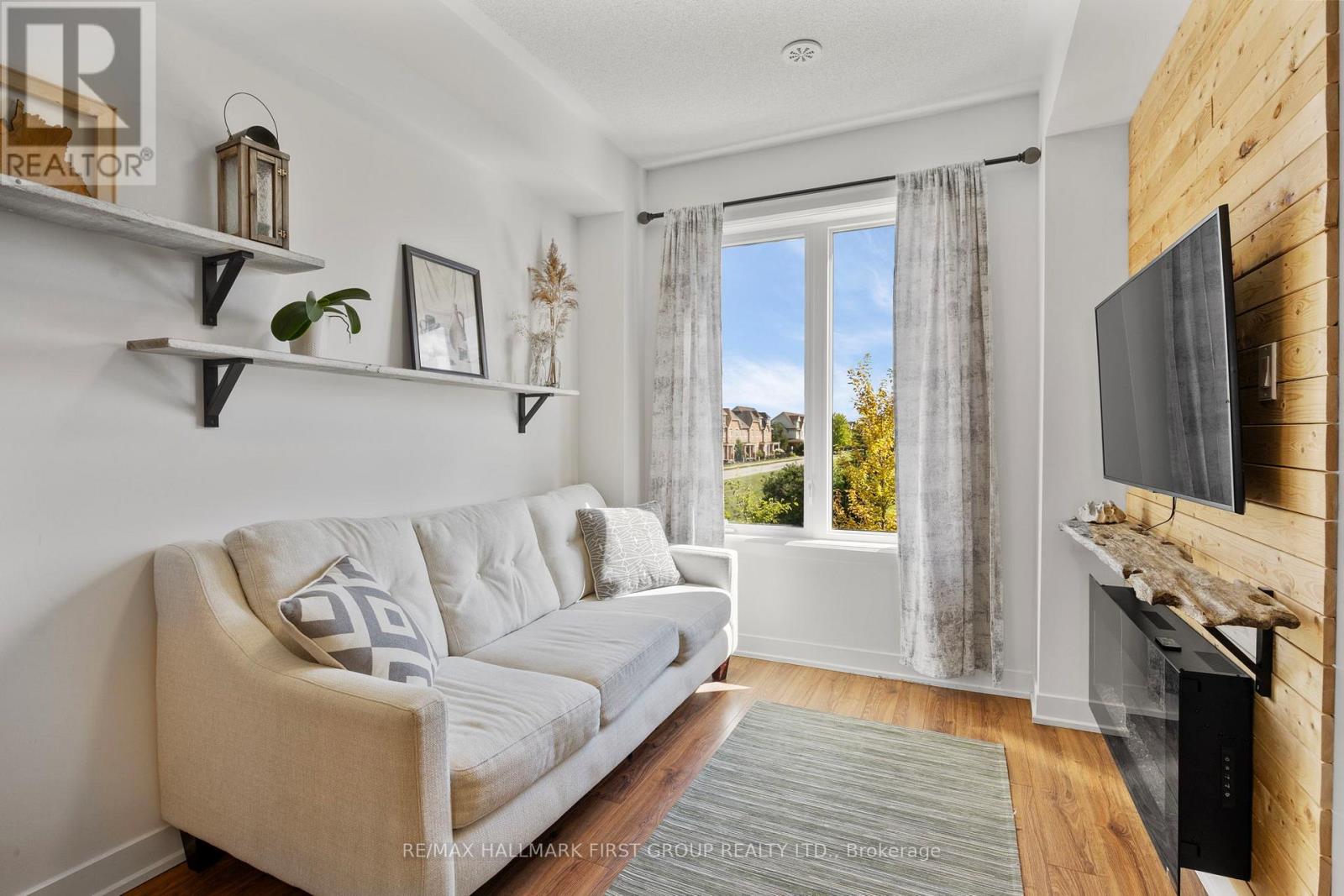 Photo 36 of 79 7 Shawfield Way, Whitby ON