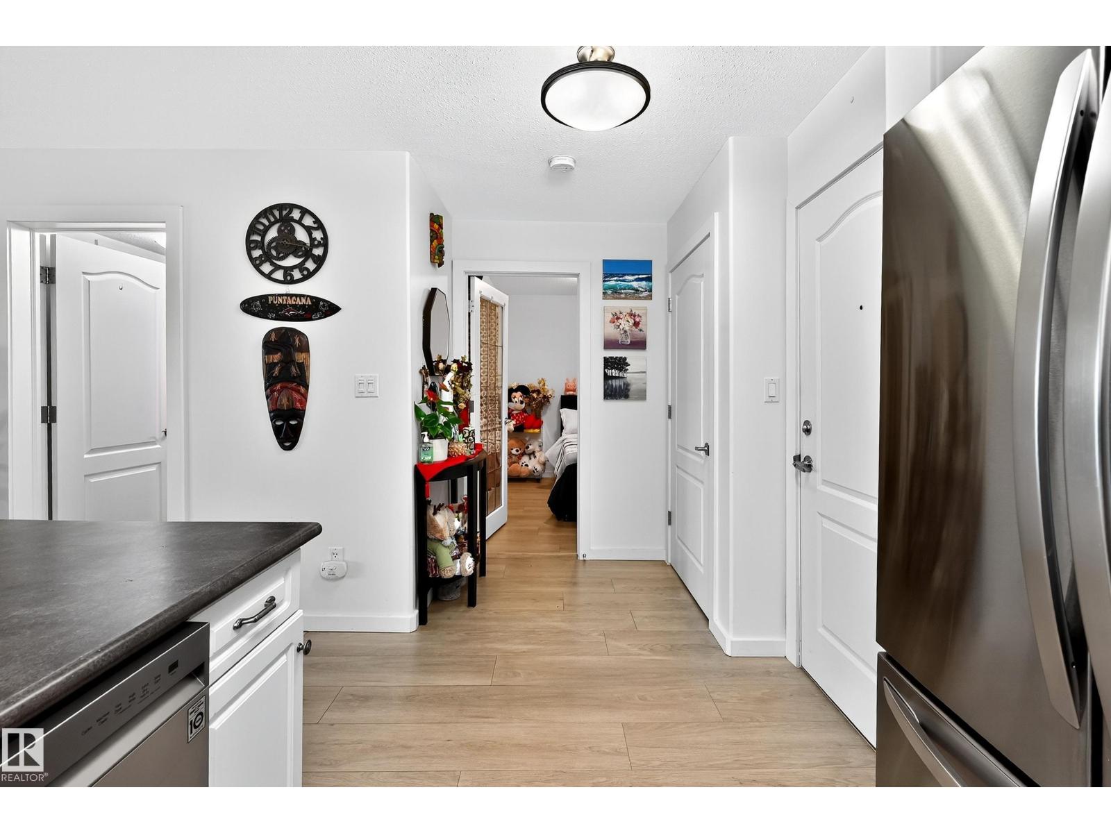 Photo 2 of 226 278 Suder Greens Dr Nw, Edmonton AB