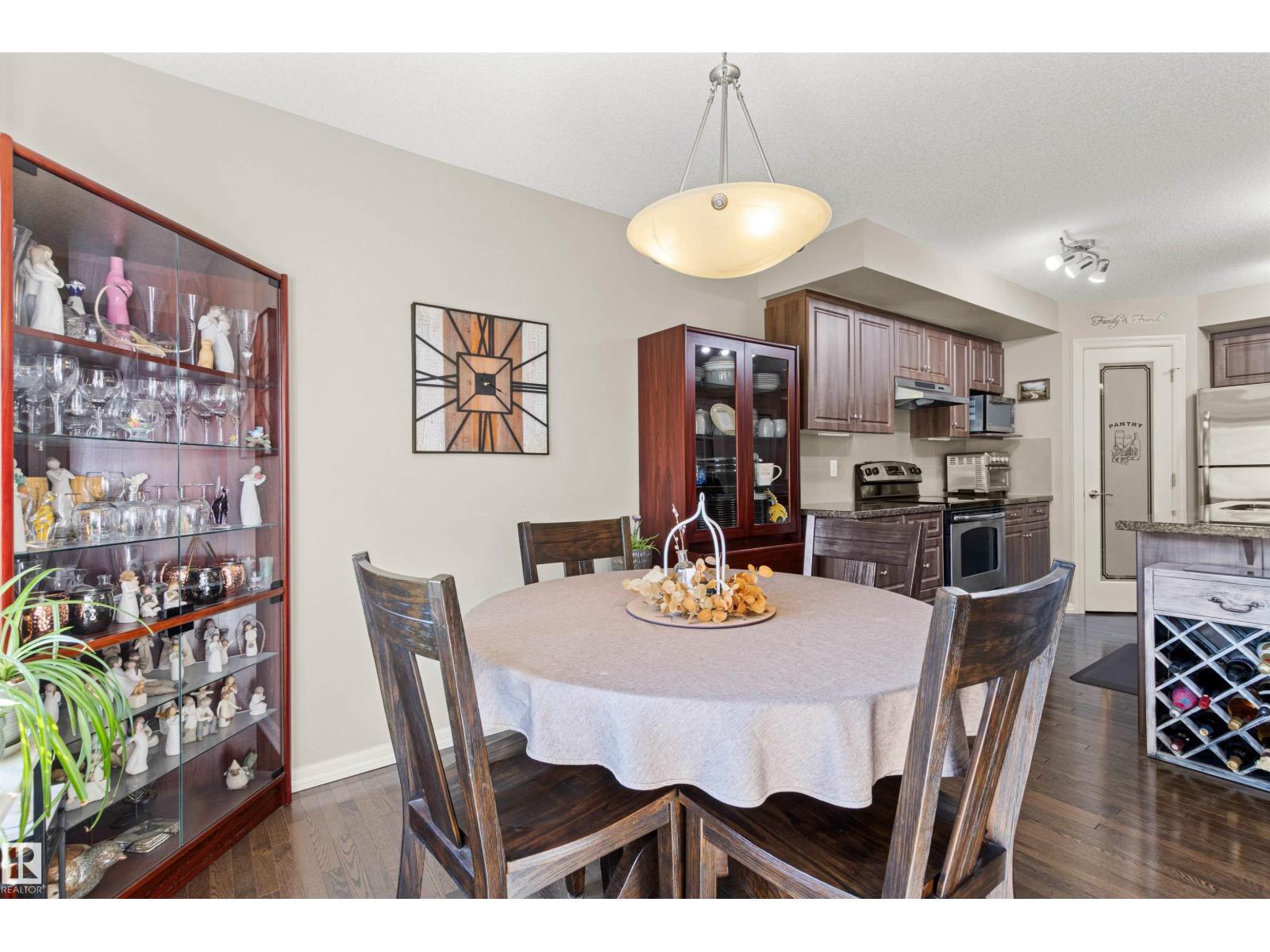 Photo 38 of 147 51 St Sw, Edmonton AB