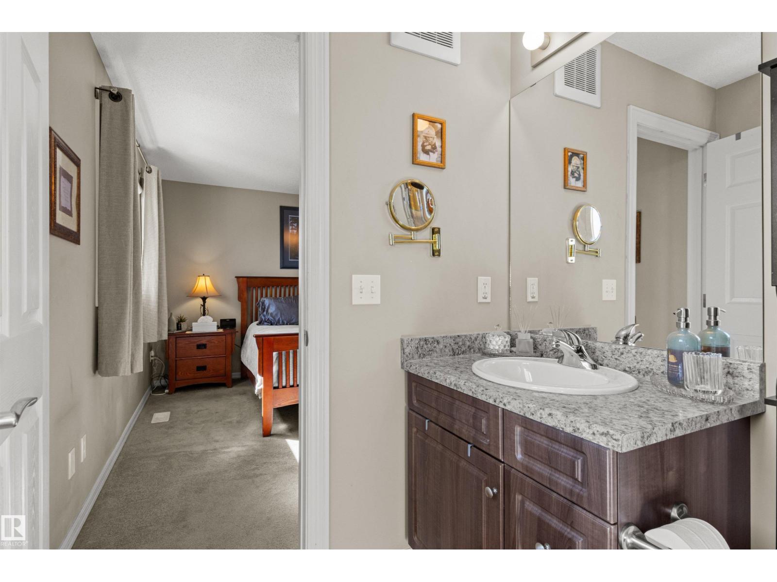 Photo 57 of 147 51 St Sw, Edmonton AB