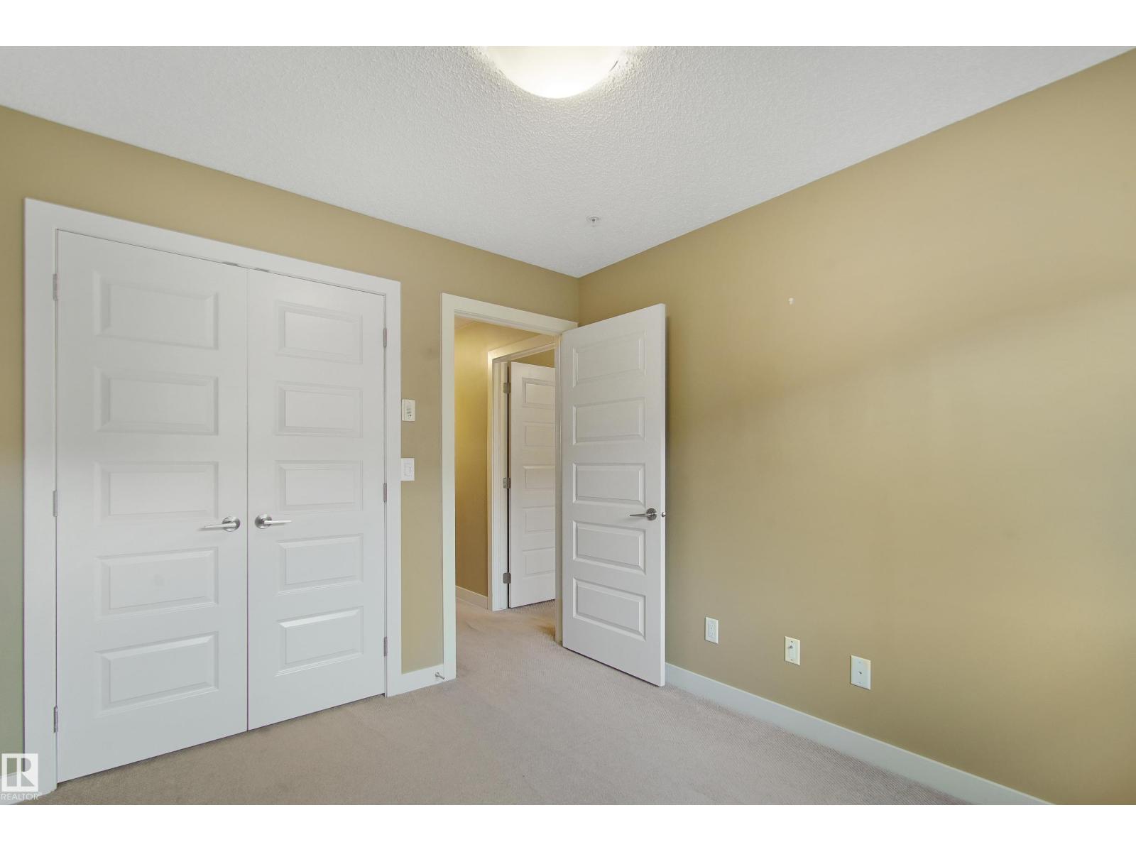 Photo 24 of 106 10540 56 Av Nw, Edmonton AB
