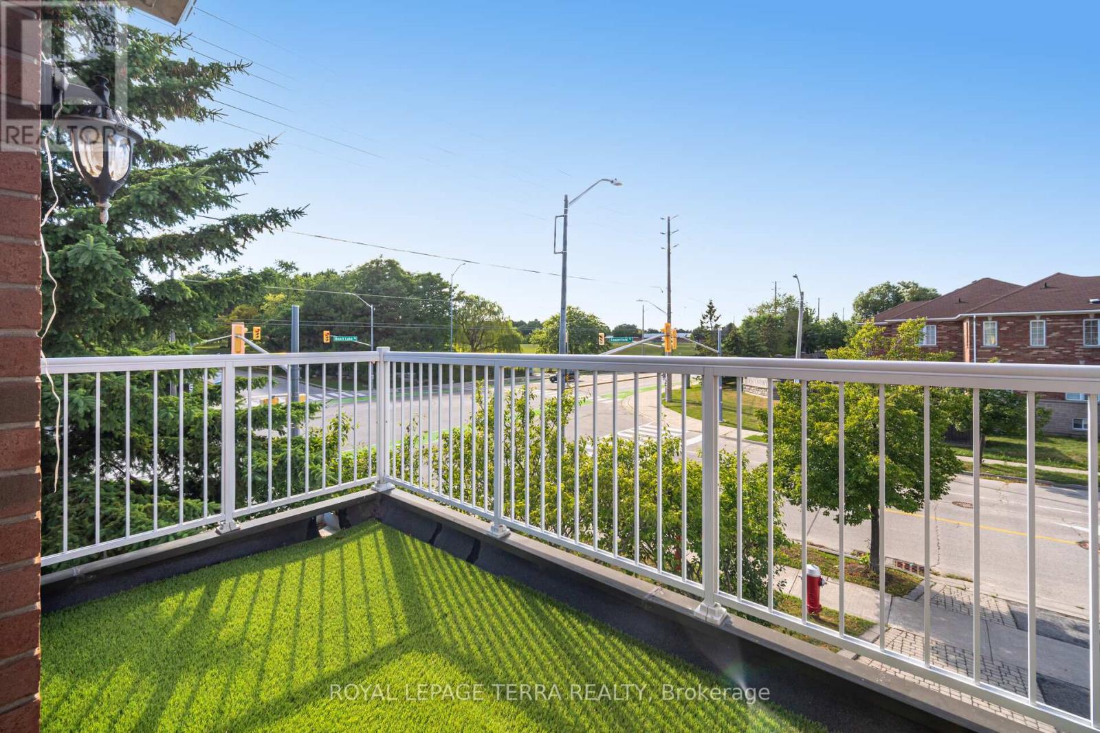Photo 26 of 1 Copperfield Road, Brampton ON