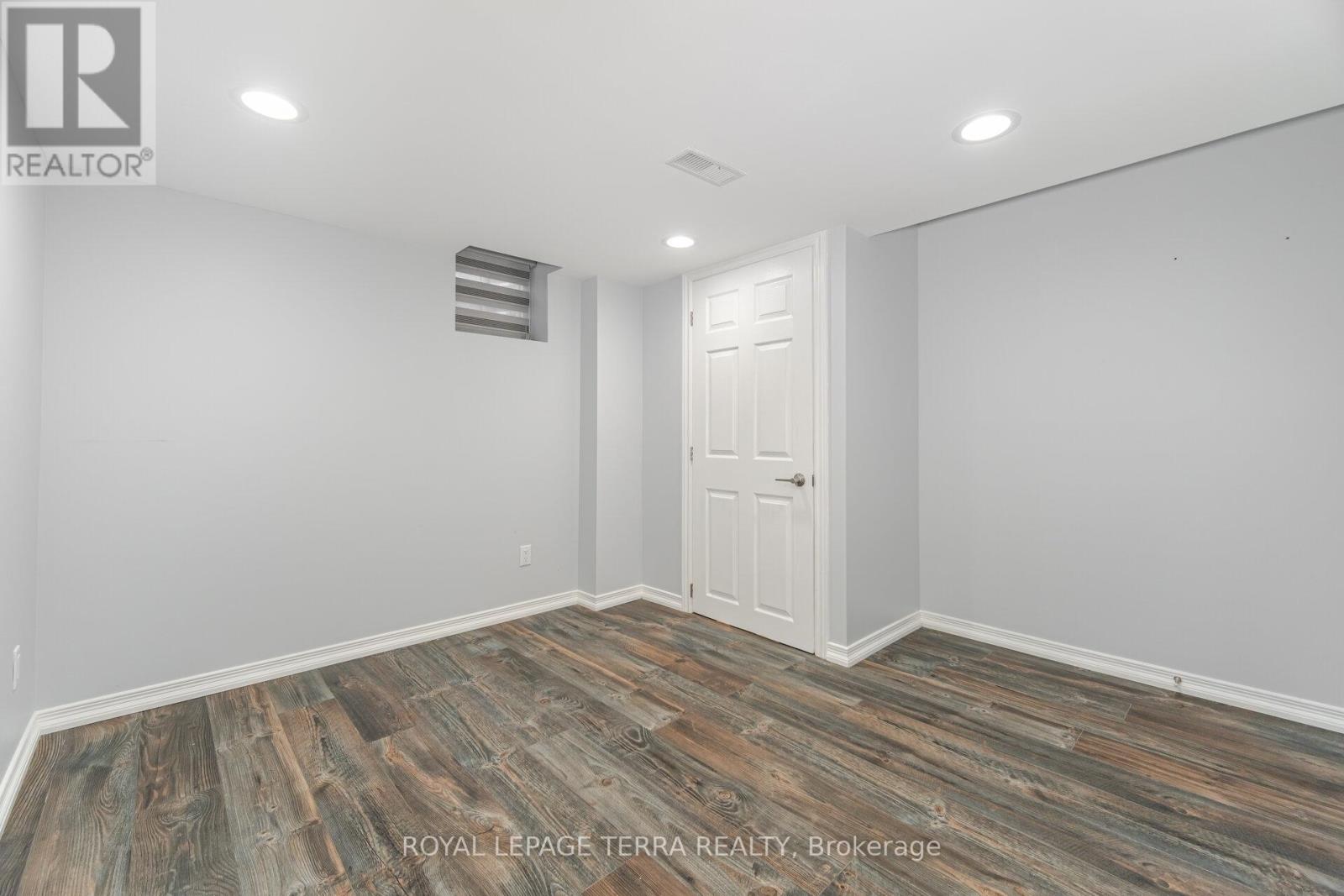 Photo 39 of 1 Copperfield Road, Brampton ON