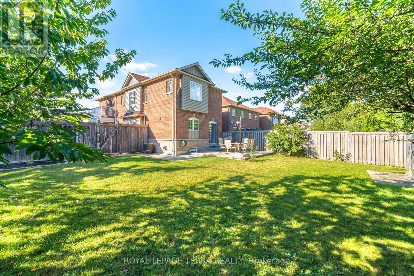 Photo 47 of 1 Copperfield Road, Brampton ON