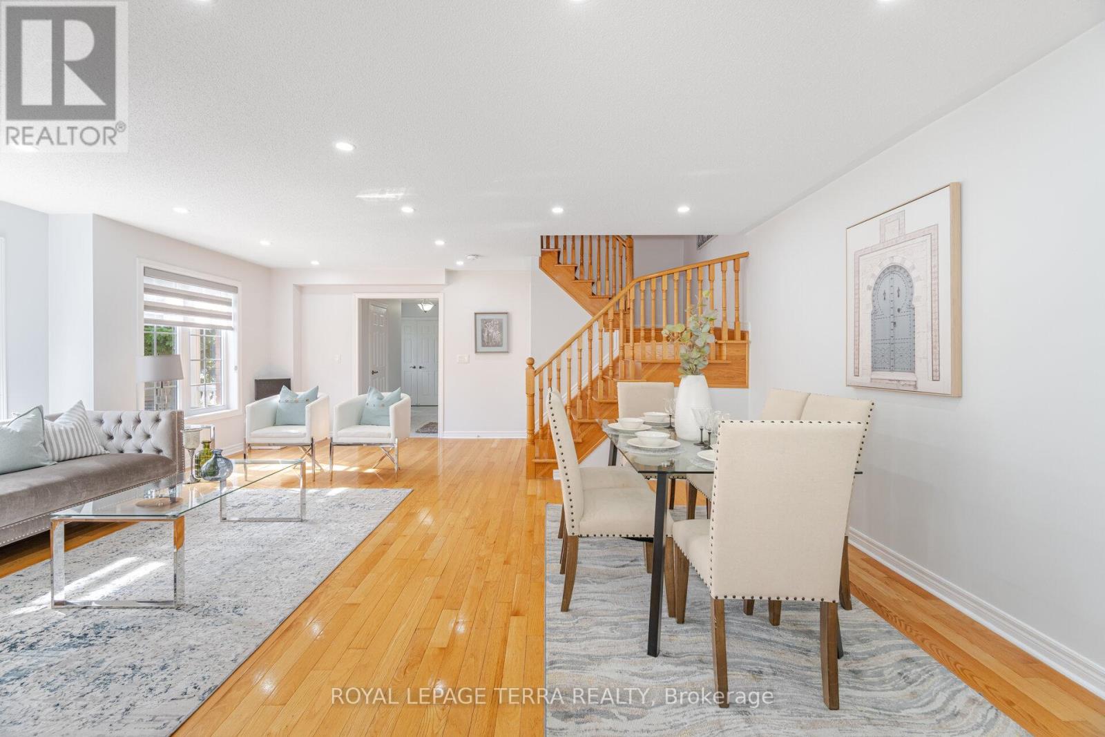 Photo 7 of 1 Copperfield Road, Brampton ON