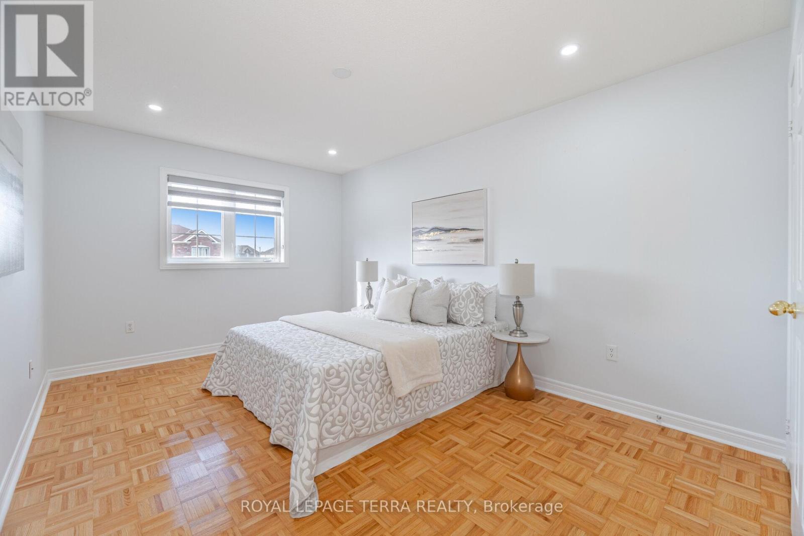 Photo 27 of 1 Copperfield Road, Brampton ON