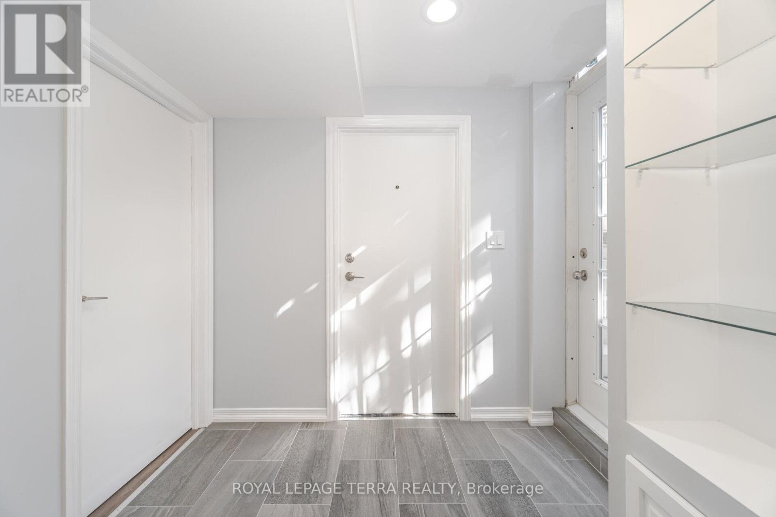Photo 32 of 1 Copperfield Road, Brampton ON
