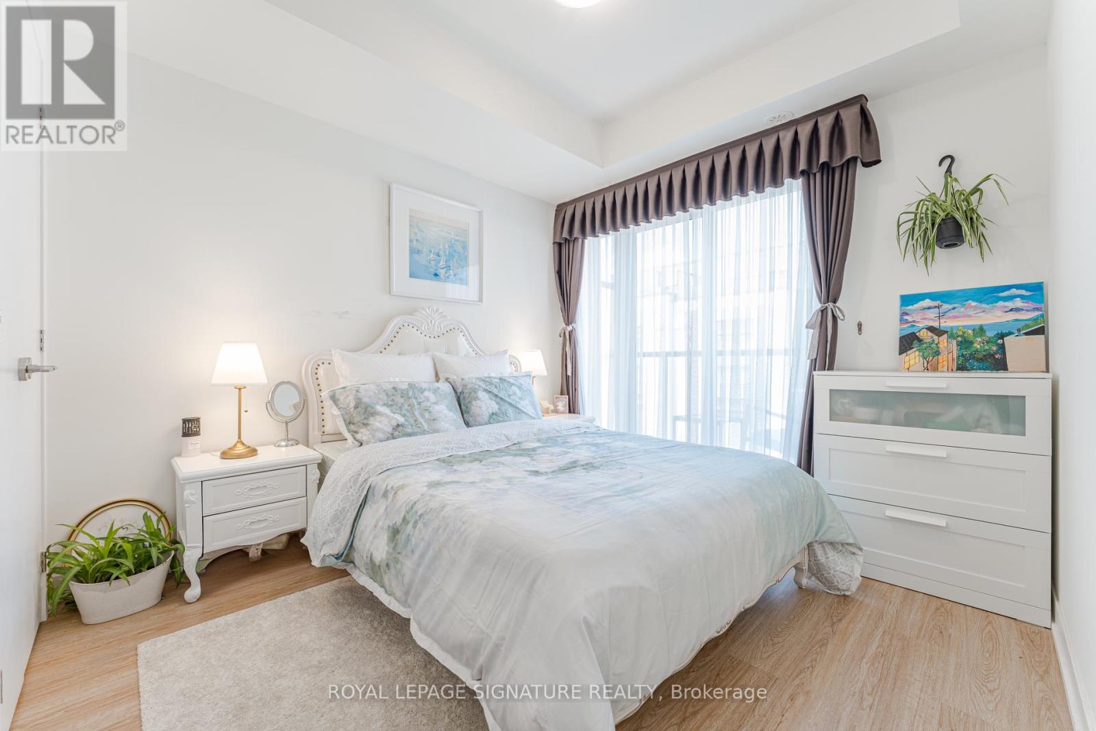 Photo 16 of 1007 14 David Eyer Road, Richmond Hill ON