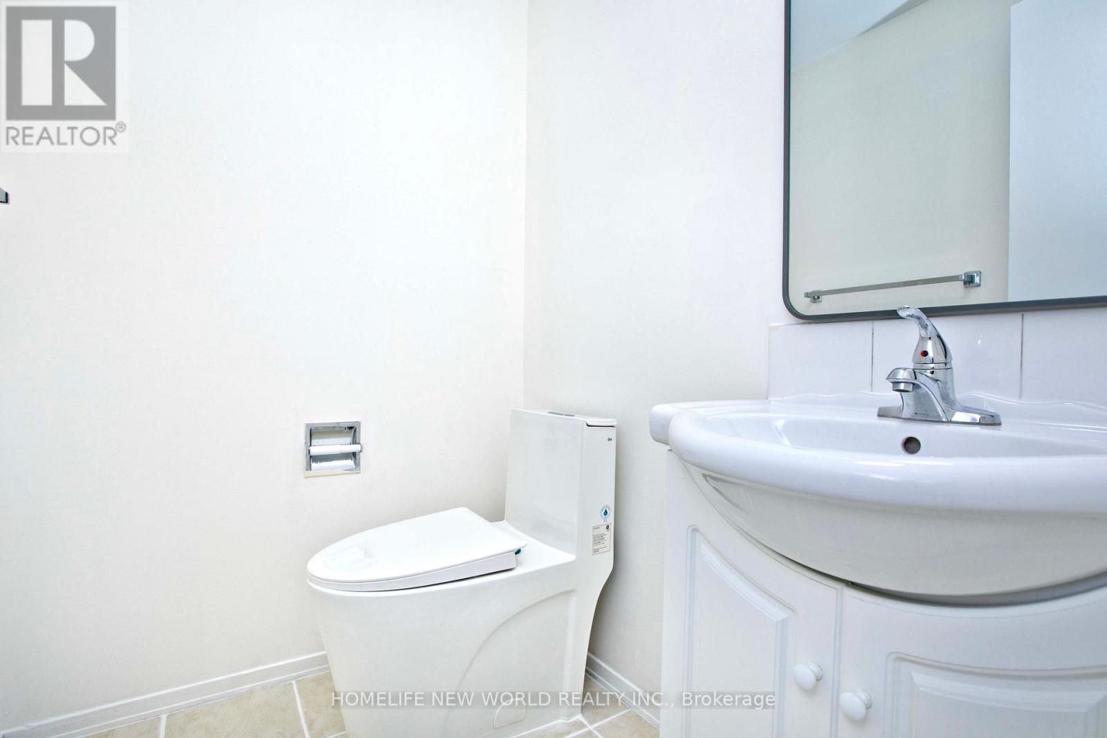 Photo 8 of 5 Hendon Road, Markham ON