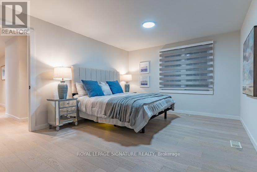 Photo 1 of 245 Bayview Avenue, Georgina ON