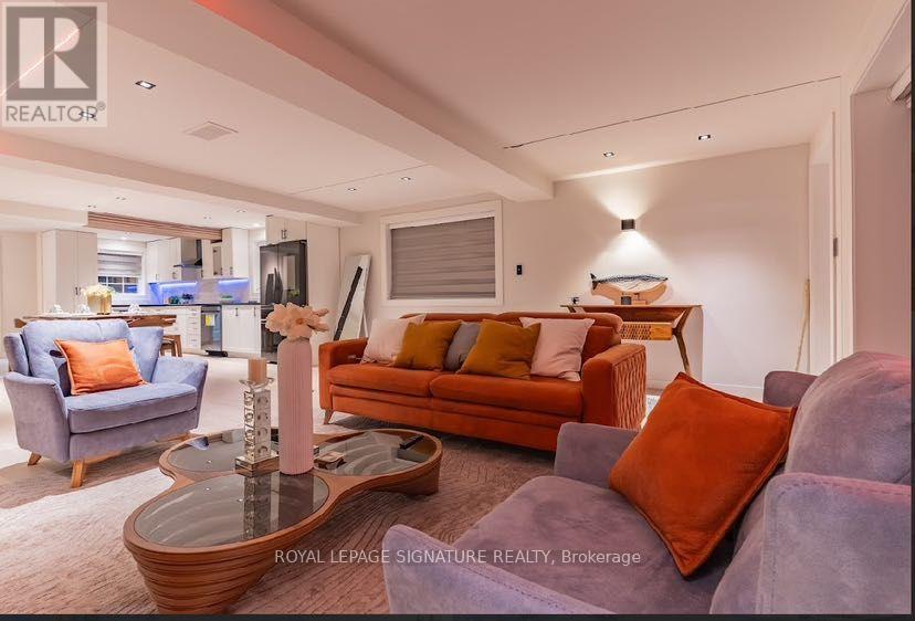 Photo 4 of 245 Bayview Avenue, Georgina ON