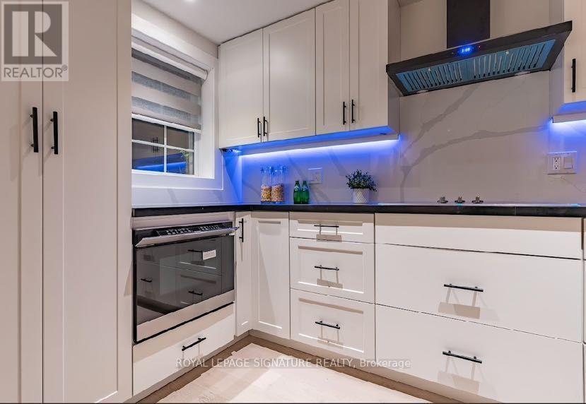 Photo 8 of 245 Bayview Avenue, Georgina ON