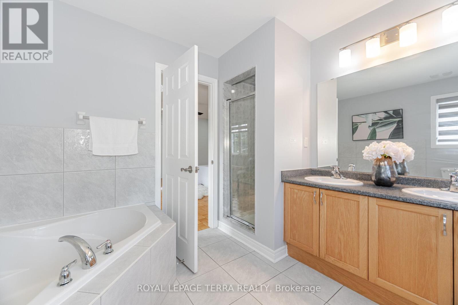 Photo 22 of 1 Copperfield Road, Brampton ON