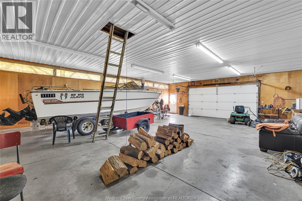 Photo 11 of 23365 Dew Drop Road, Thamesville ON