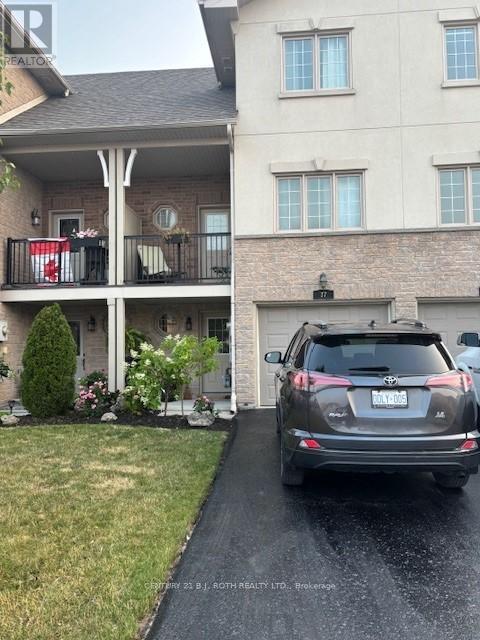 Photo 4 of 37 175 Stanley Street, Barrie ON