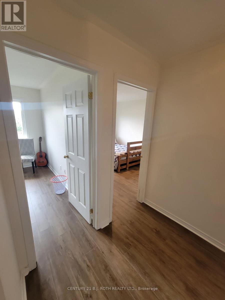 Photo 1 of 37 175 Stanley Street, Barrie ON