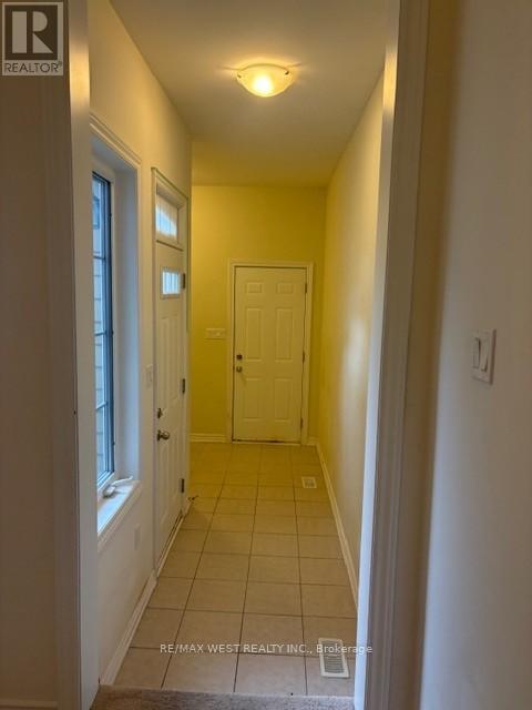 Photo 2 of 7 Village Gate Drive, Wasaga Beach ON