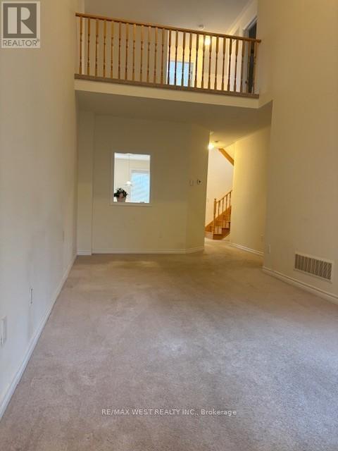 Photo 8 of 7 Village Gate Drive, Wasaga Beach ON