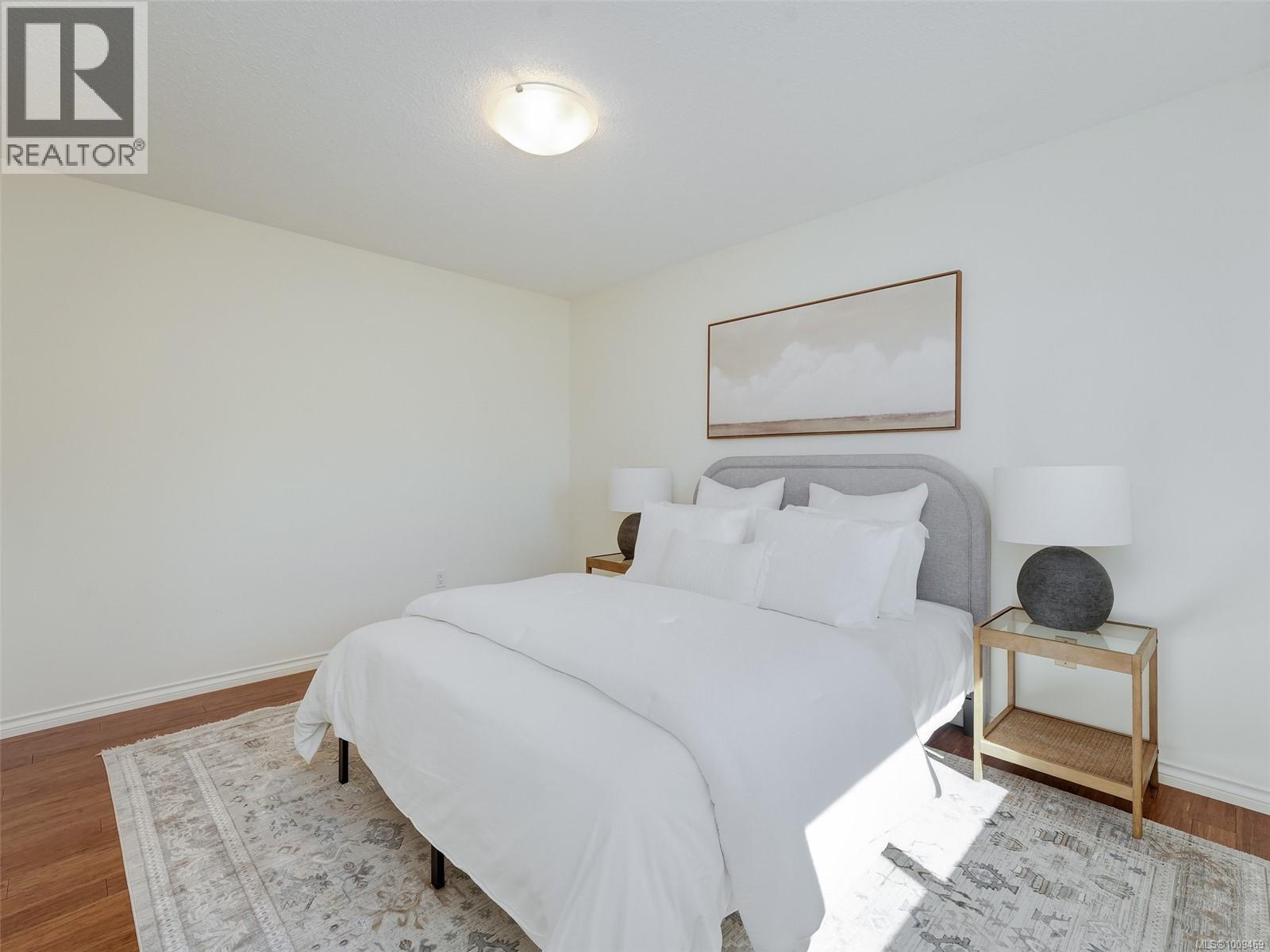 Photo 20 of 1869 Penshurst Rd, Saanich BC