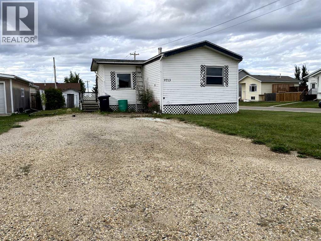 Photo 1 of 9713 102 Avenue, Clairmont AB
