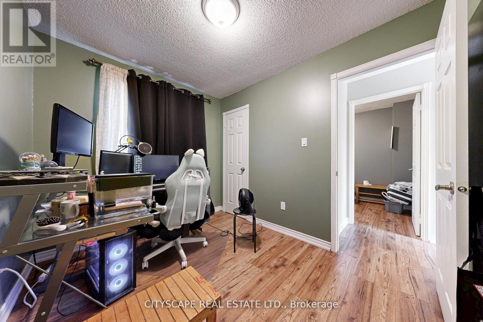 Photo 17 of 35 Letty Avenue, Brampton ON