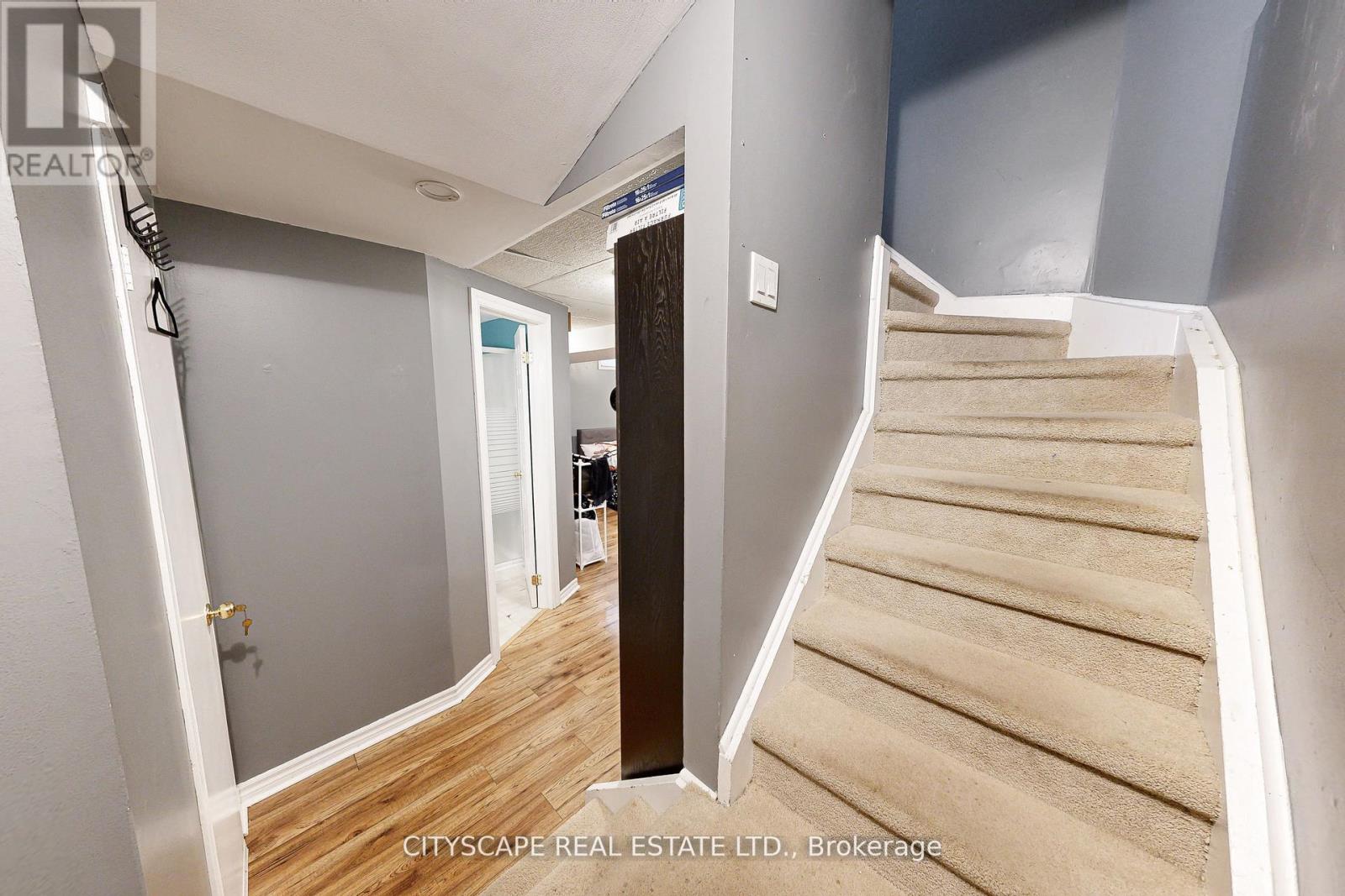 Photo 12 of 35 Letty Avenue, Brampton ON