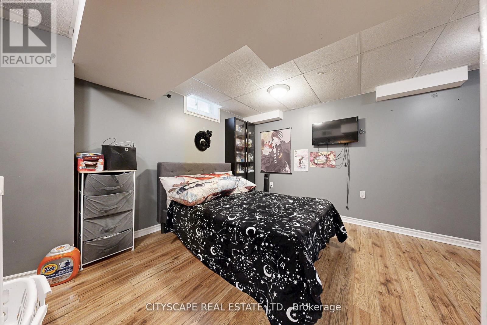 Photo 6 of 35 Letty Avenue, Brampton ON