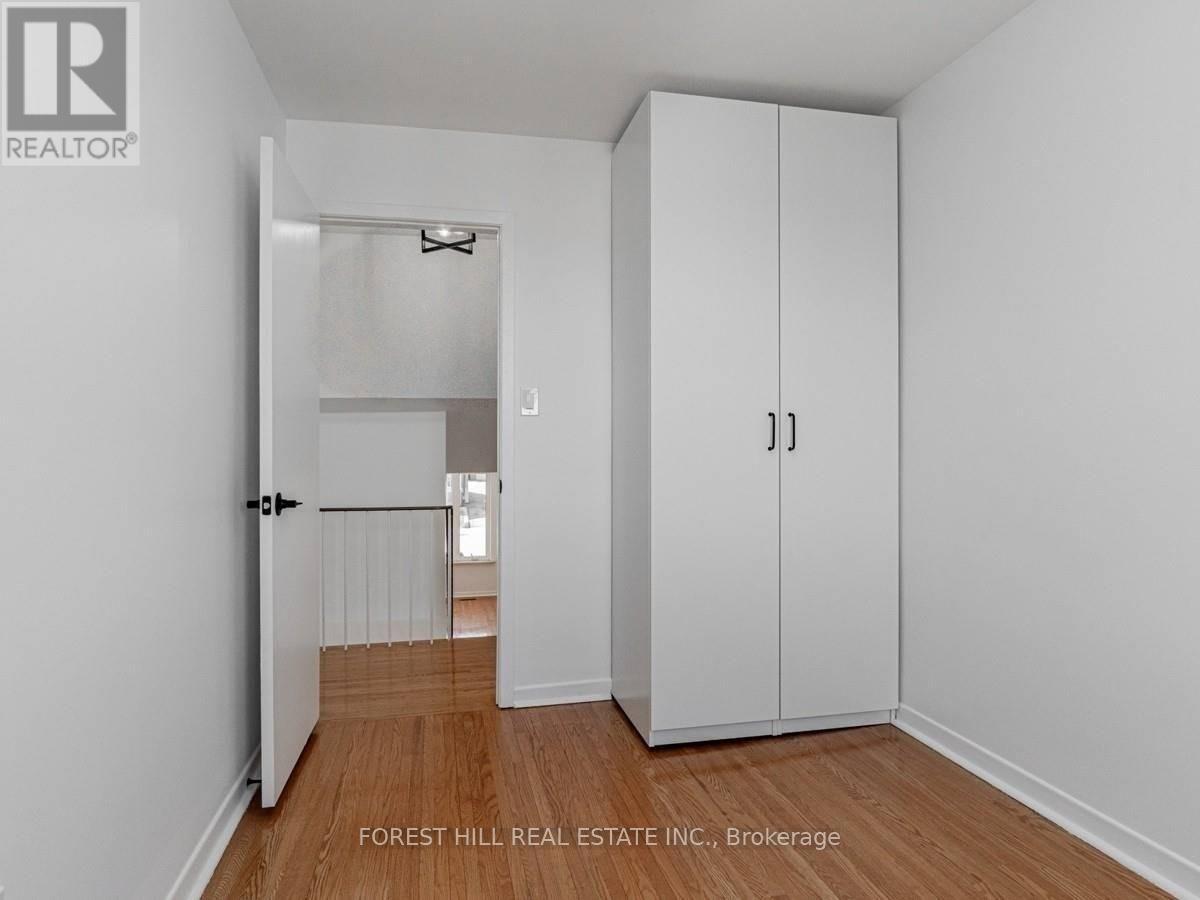 Photo 23 of A 80 Belgravia Avenue, Toronto ON