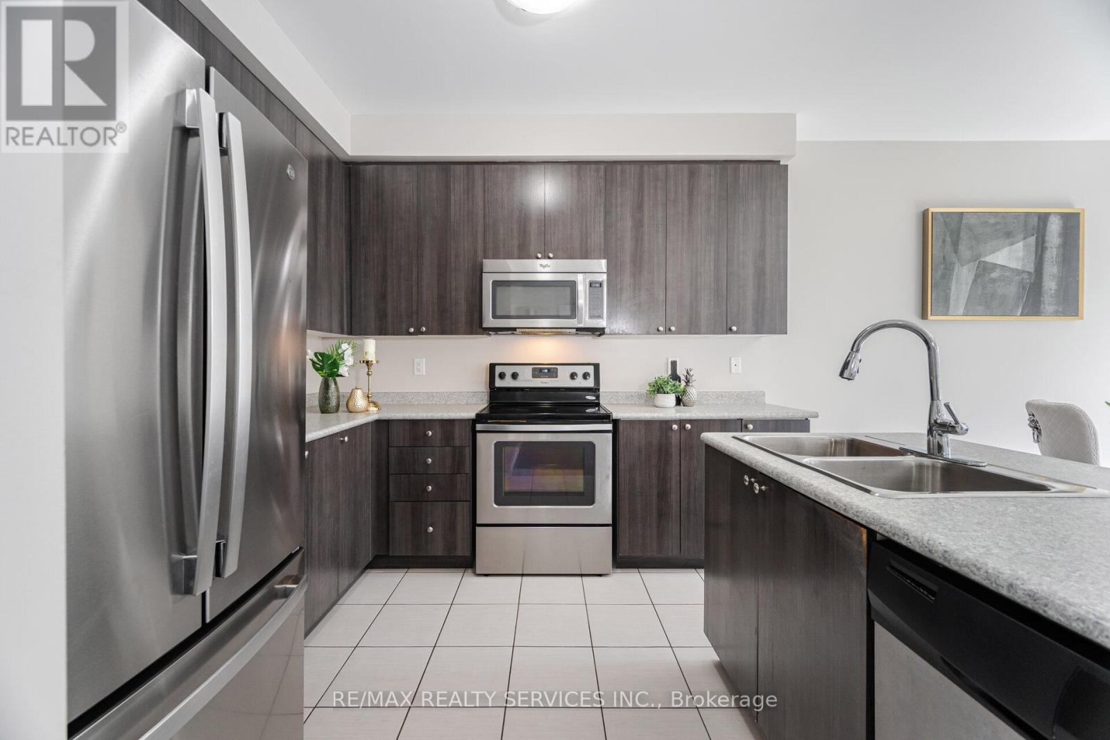 Photo 27 of 101 Templehill Road, Brampton ON