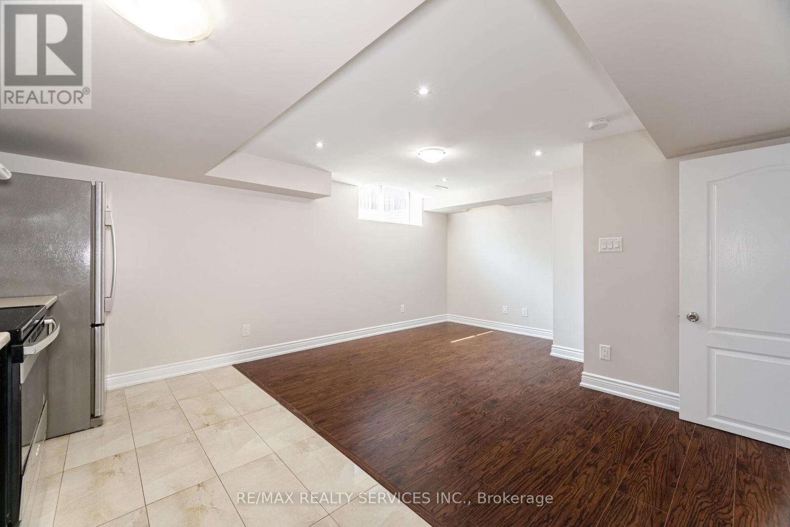 Photo 14 of 101 Templehill Road, Brampton ON