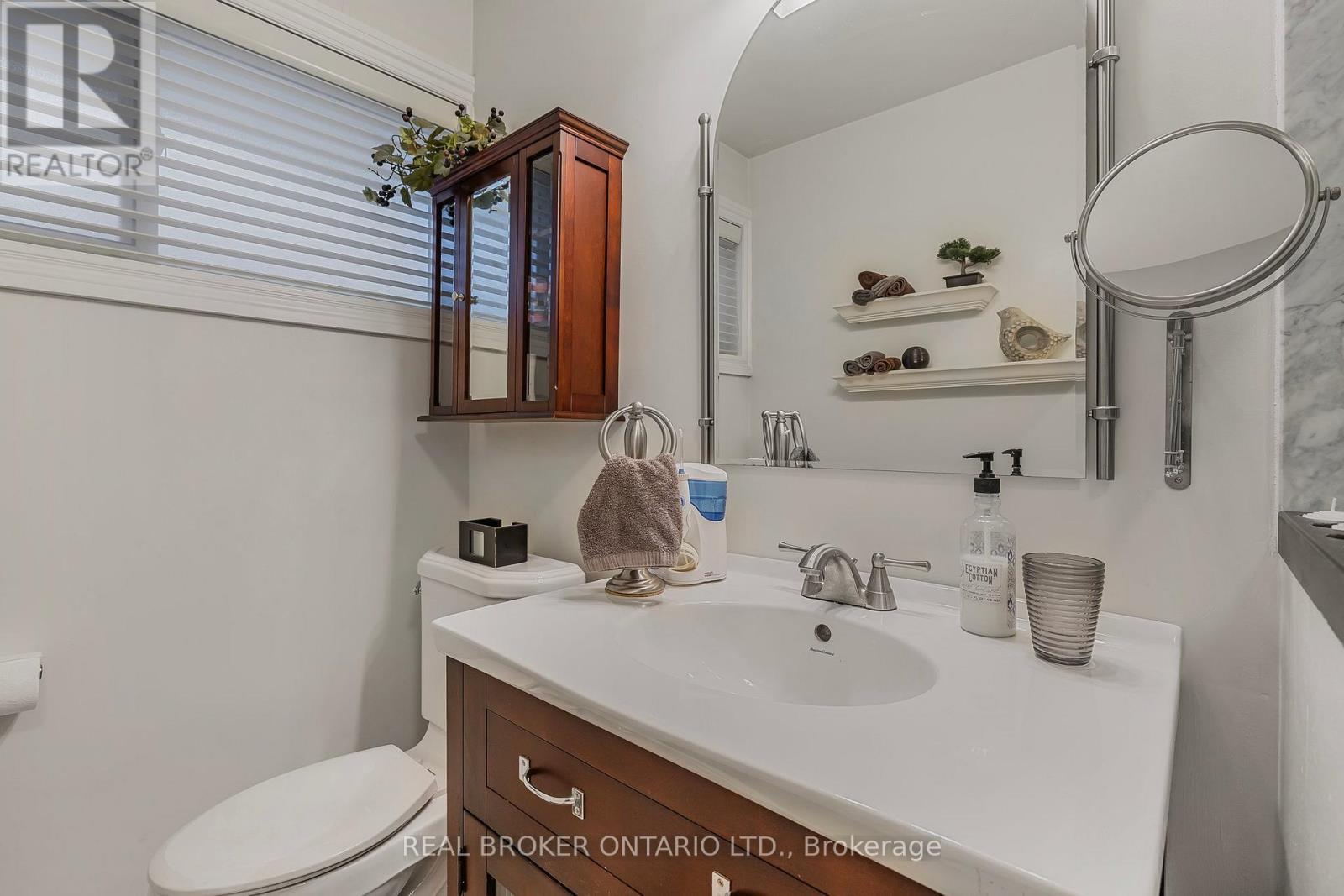 Photo 37 of 25 Sora Drive, Mississauga ON