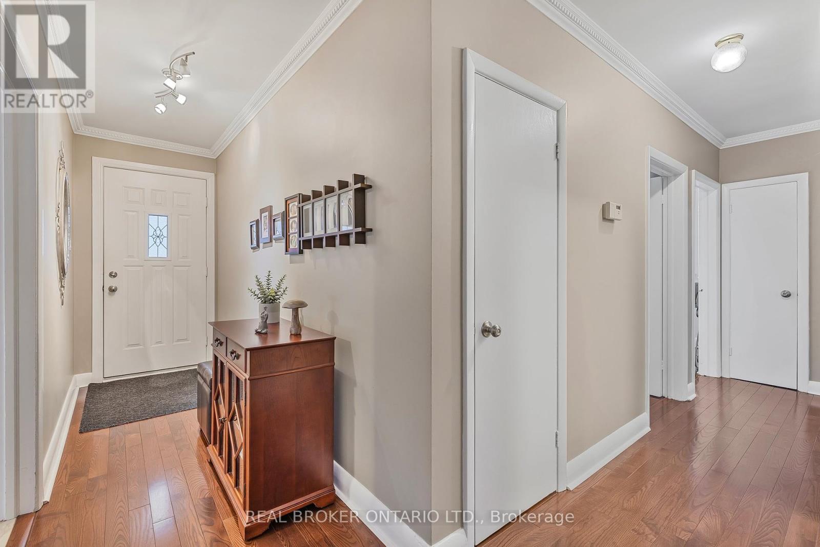 Photo 32 of 25 Sora Drive, Mississauga ON
