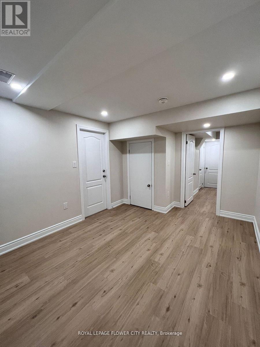 Photo 9 of Basement 6936 Historic Trail, Mississauga ON