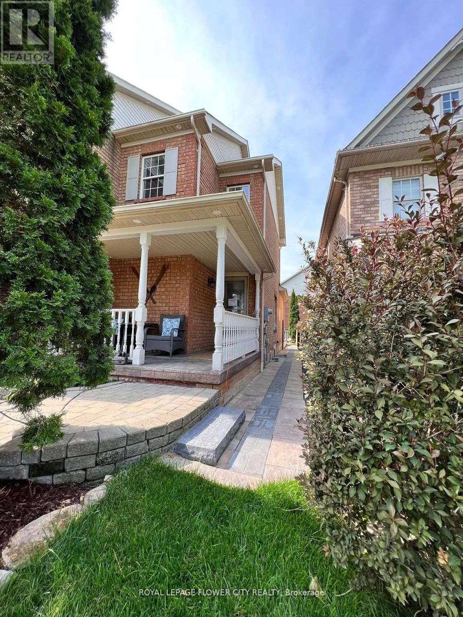 Photo 8 of Basement 6936 Historic Trail, Mississauga ON