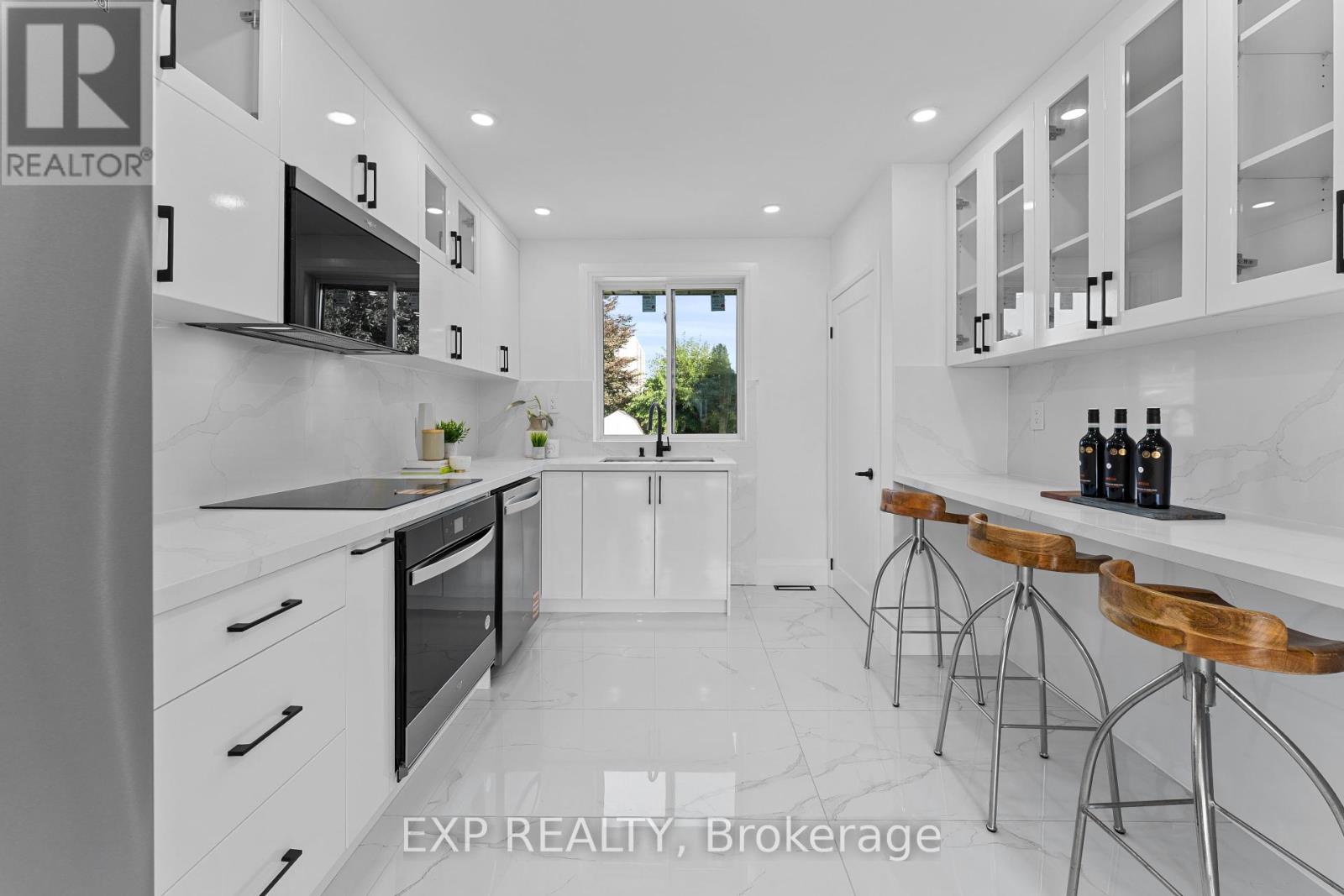 Photo 13 of 686 Wickens Avenue, Burlington ON