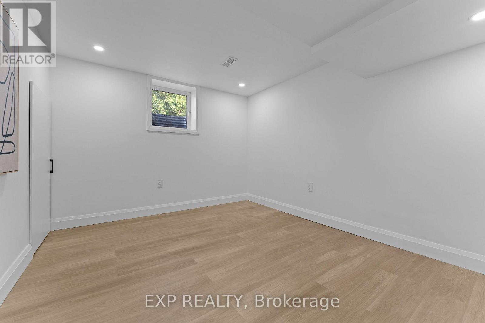 Photo 41 of 686 Wickens Avenue, Burlington ON