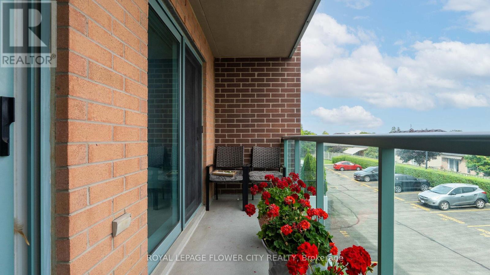 Photo 19 of 204 25 Via Rosedale, Brampton ON