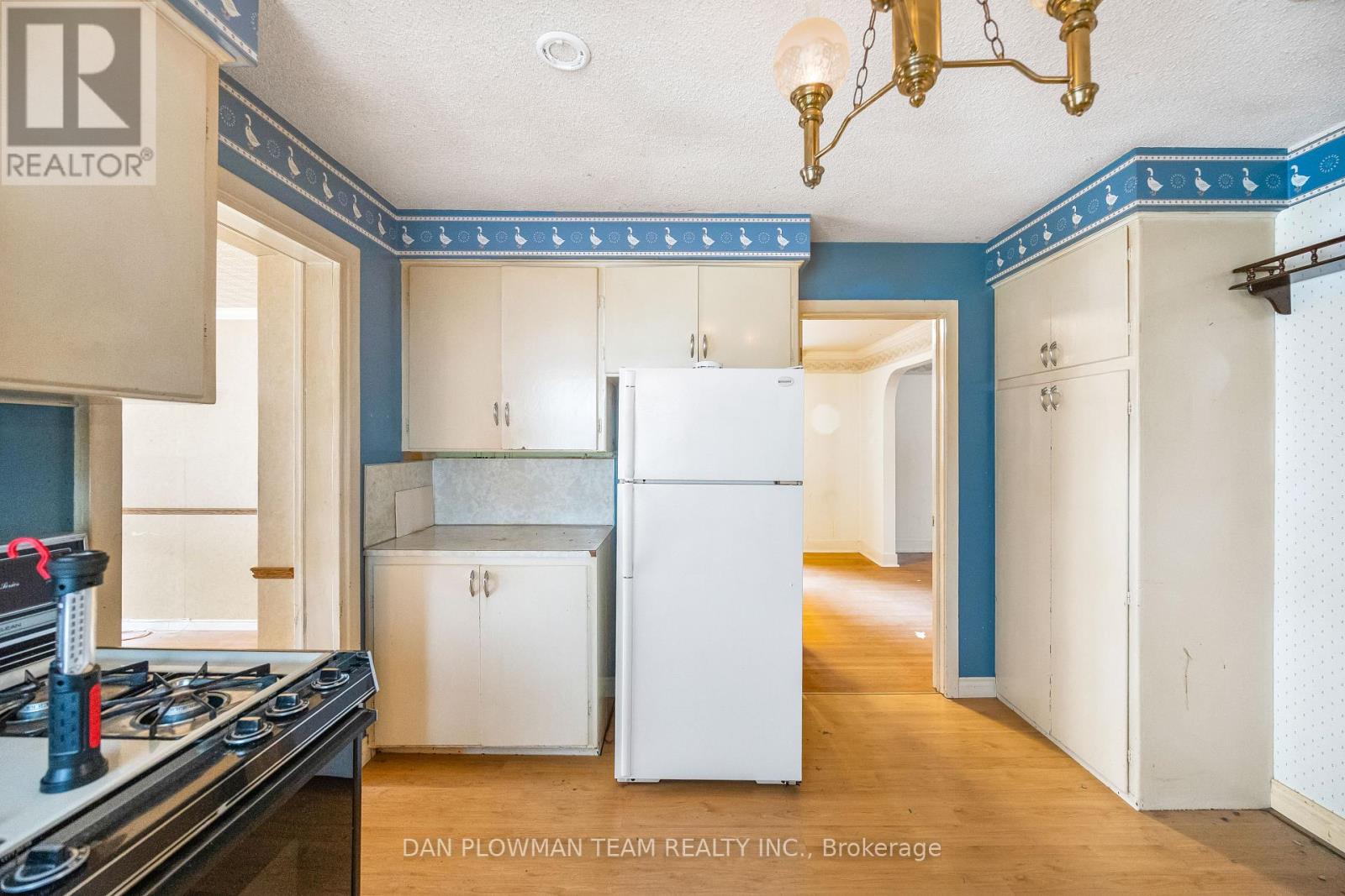 Photo 21 of 46 First Avenue, Orangeville ON