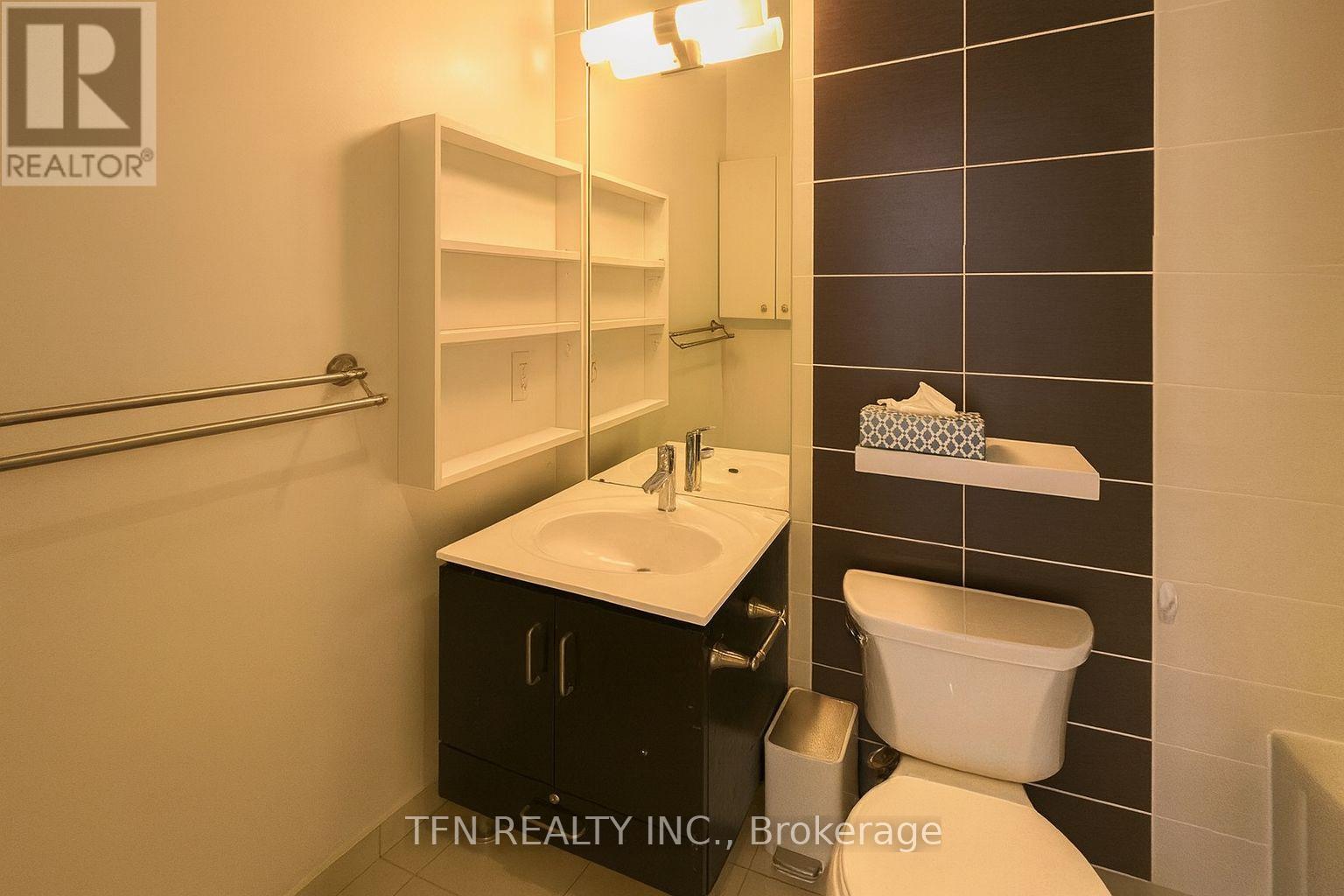 Photo 11 of 2405 205 Sherway Gardens Road, Toronto ON
