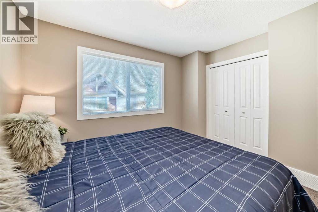 Photo 30 of 236 New Brighton Row Se, Calgary AB